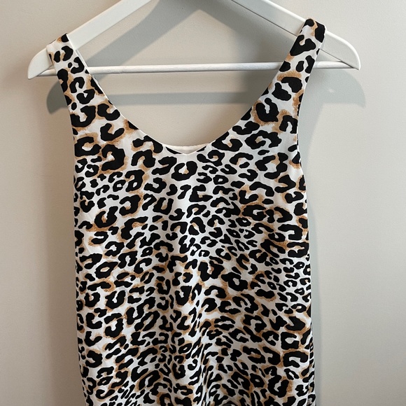Animal print sleeveless blouse size M - Picture 1 of 1